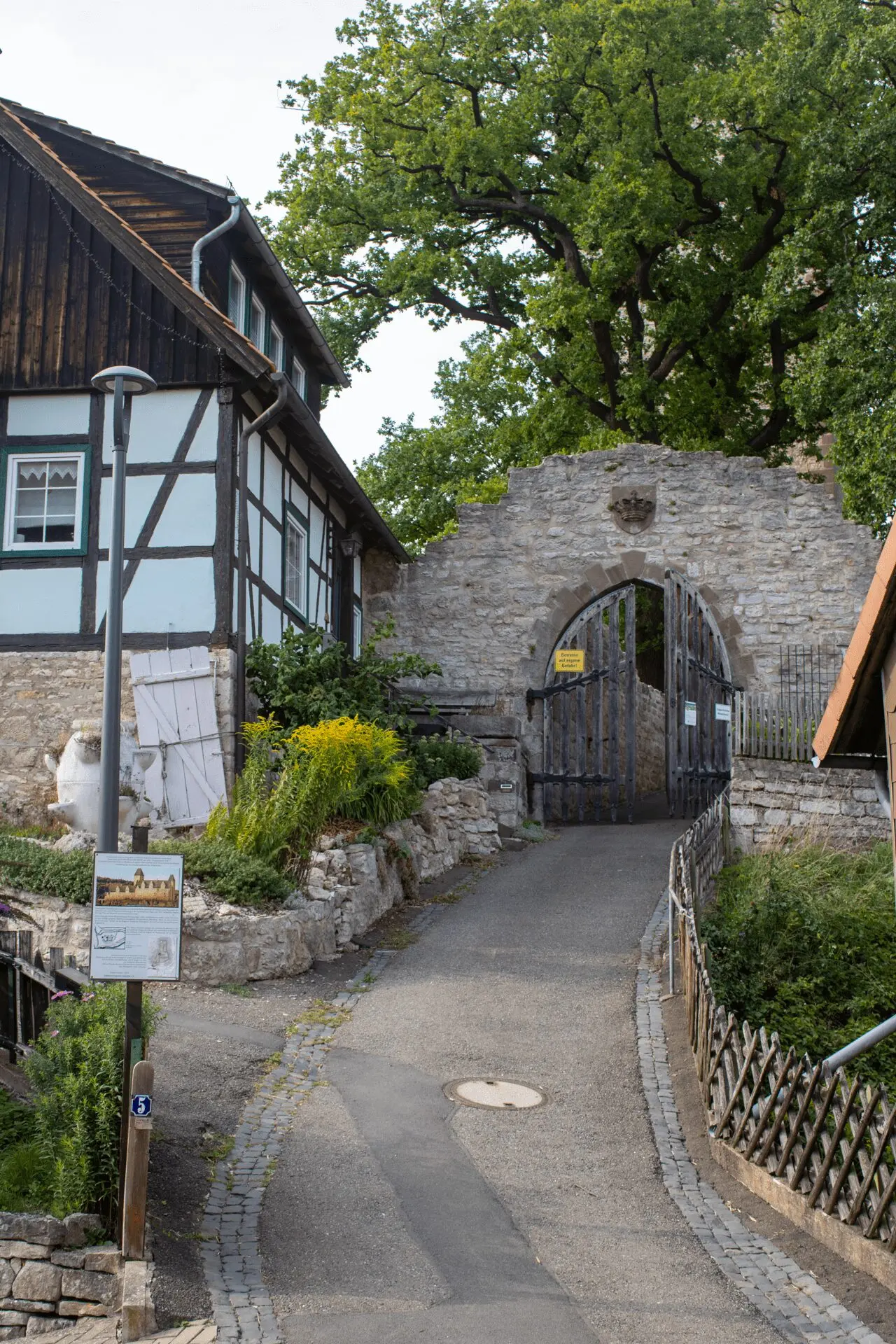 Eingangstor zur Greener Burg